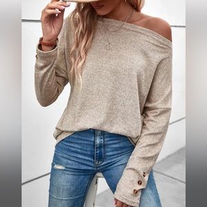 Cream/tan boatneck long sleeve tee with button detail